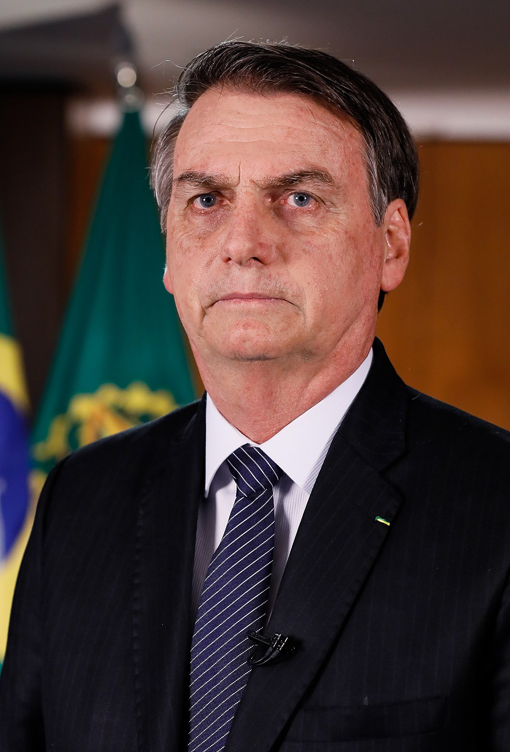 Bolsonaro é uma ameaça aos três pactos da Nova República