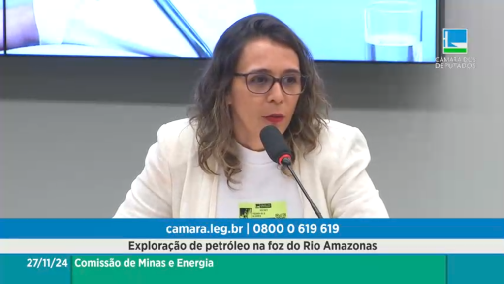 Ticiana Alvares, diretora técnica do Ineep, em audiência pública sobre exploração de petróleo na Margem Equatorial Brasileira, na Câmara dos Deputados.